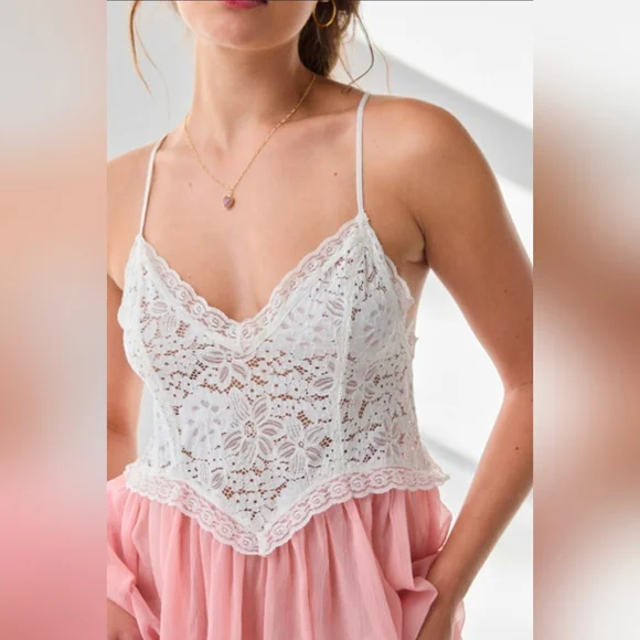 UO Sheer Lace And Mesh Hanky Hem Slip Tunic Dress White And Pink - Picture 4 of 5